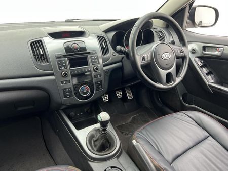 2009-Kia-Cerato-20_7
