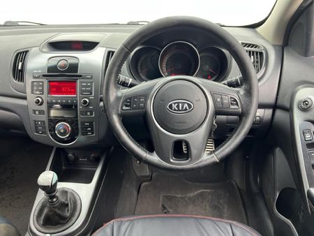 2009-Kia-Cerato-20_8