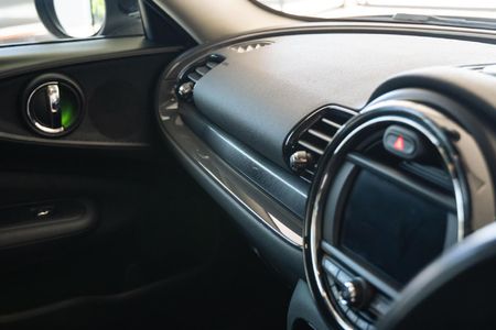 2020-MINI-Clubman-Cooper-Auto_14