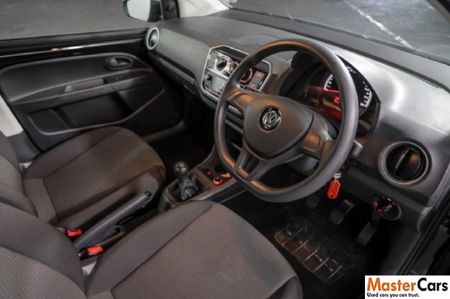 2020-Volkswagen-Up-Take-Up-10-5-dr_1