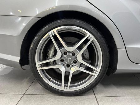 2013-Mercedes-AMG-CLS-63-AMG_9