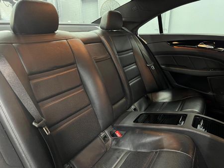2013-Mercedes-AMG-CLS-63-AMG_11