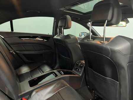 2013-Mercedes-AMG-CLS-63-AMG_12