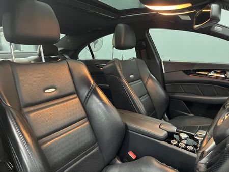 2013-Mercedes-AMG-CLS-63-AMG_13