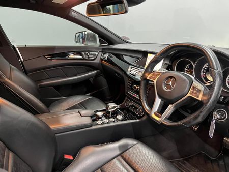 2013-Mercedes-AMG-CLS-63-AMG_14