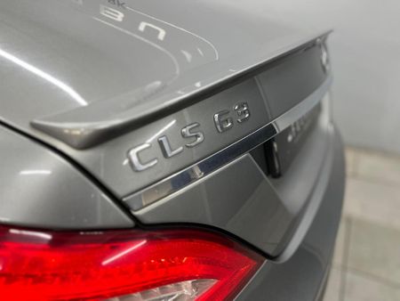 2013-Mercedes-AMG-CLS-63-AMG_7