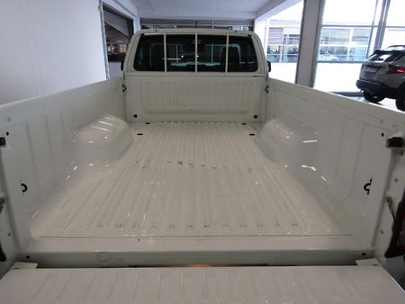 2025-Mitsubishi-Triton-24-Di-SC-GL-Single-Cab_9