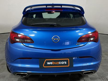 2014-Opel-Astra-20T-OPC_17