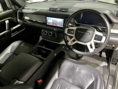 2021-Land-Rover-Defender-90-D240-HSE-X-Dynamic-177kW_10