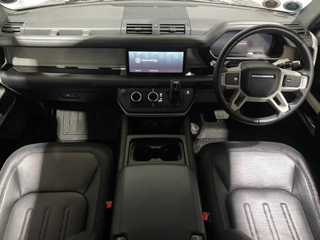 2021-Land-Rover-Defender-90-D240-HSE-X-Dynamic-177kW_13