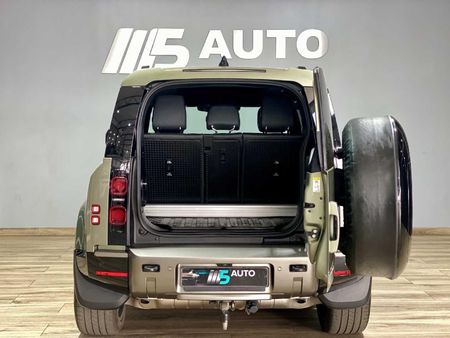 2021-Land-Rover-Defender-90-D240-HSE-X-Dynamic-177kW_18
