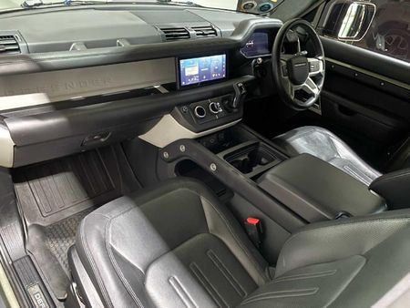 2021-Land-Rover-Defender-90-D240-HSE-X-Dynamic-177kW_6
