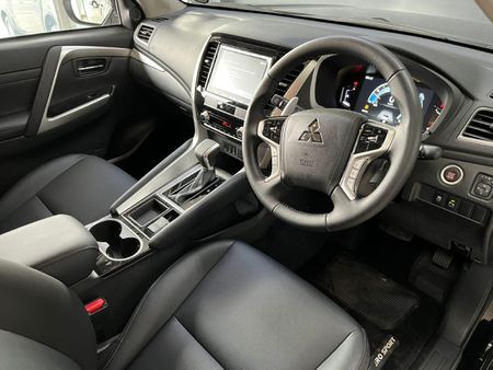 2026-Mitsubishi-Pajero-Sport-24D-Auto_16