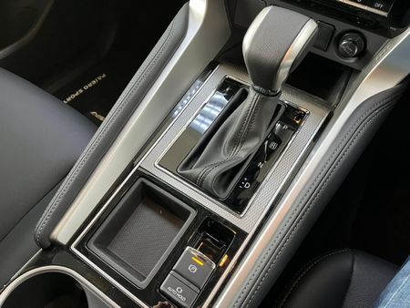2026-Mitsubishi-Pajero-Sport-24D-Auto_23