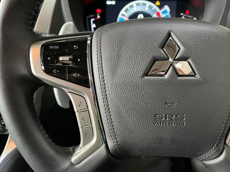 2026-Mitsubishi-Pajero-Sport-24D-Auto_24