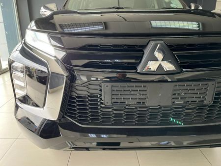 2026-Mitsubishi-Pajero-Sport-24D-Auto_2