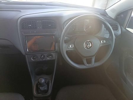 2025-Volkswagen-Polo-Vivo-14_12