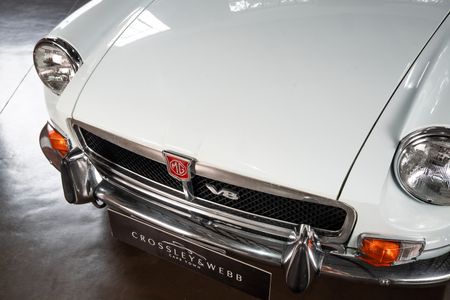1973-MG-B-V8_15