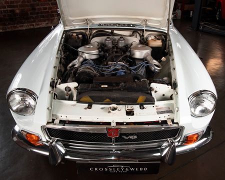1973-MG-B-V8_22