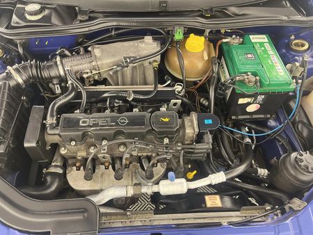 2006-Opel-Corsa-14i-Club_9