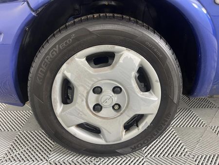 2006-Opel-Corsa-14i-Club_2