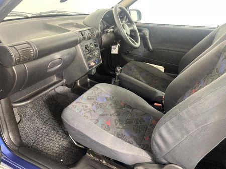 2006-Opel-Corsa-14i-Club_6