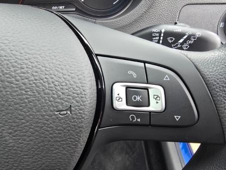 2025-Volkswagen-Polo-Vivo-14-Life_11