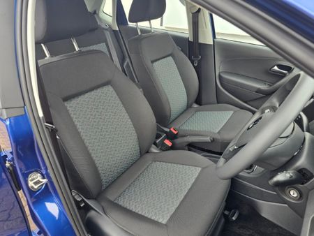 2025-Volkswagen-Polo-Vivo-14-Life_20