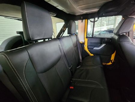 2016-Jeep-Wrangler-Unlimited-Sahara-36-V6-Auto_20