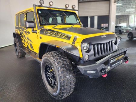 2016-Jeep-Wrangler-Unlimited-Sahara-36-V6-Auto_6