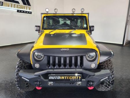 2016-Jeep-Wrangler-Unlimited-Sahara-36-V6-Auto_7