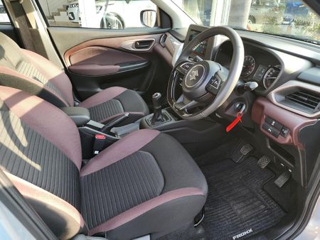 2026-Suzuki-Fronx-15-GL_15