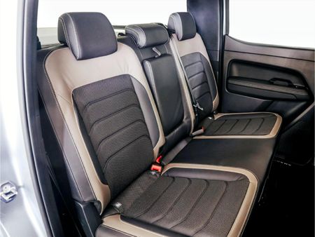 2025-Volkswagen-Amarok-20-BiTDI-154kW-4Motion-Style-Double-Cab_15