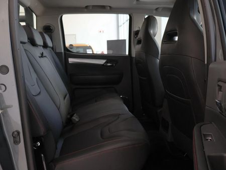 2025-JAC-T8-20-CTI-Super-Lux-Double-Cab_14