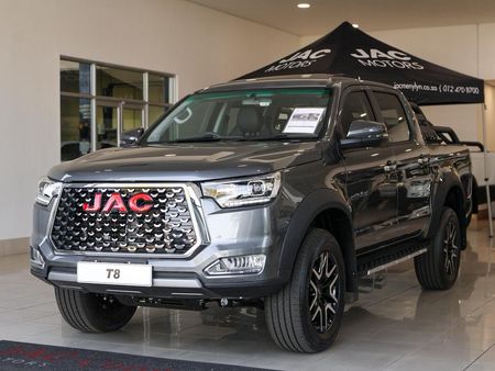 2025-JAC-T8-20-CTI-Super-Lux-Double-Cab_15