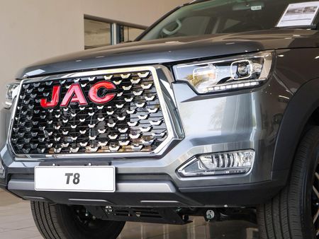 2025-JAC-T8-20-CTI-Super-Lux-Double-Cab_6