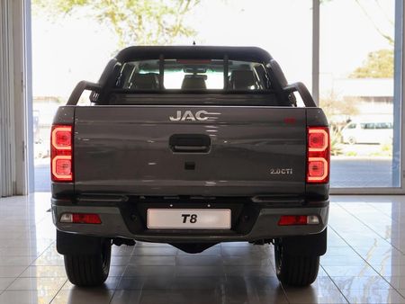 2025-JAC-T8-20-CTI-Super-Lux-Double-Cab_7