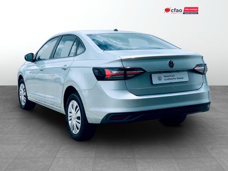 2024-Volkswagen-Polo-16-Classic-Auto_14