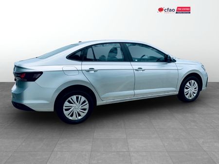 2024-Volkswagen-Polo-16-Classic-Auto_18