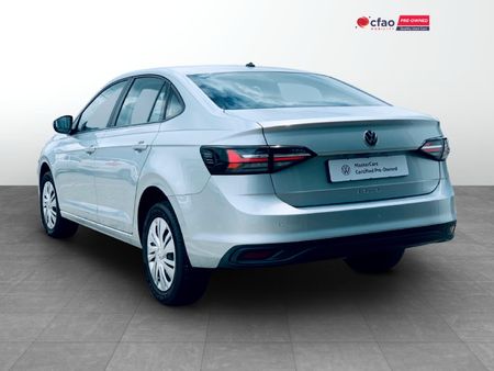 2024-Volkswagen-Polo-16-Classic-Auto_4