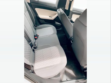 2024-Volkswagen-Polo-16-Classic-Auto_7