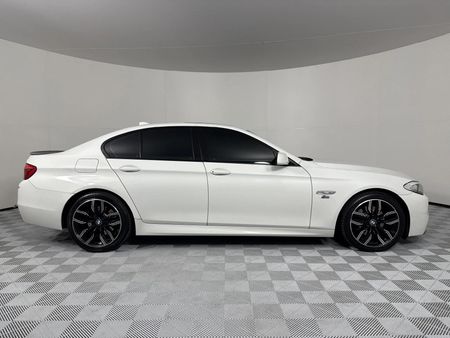 2013-BMW-5-Series-520d-Auto-M-Sport_17