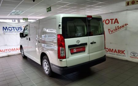 2025-Toyota-Quantum-28-LWB-Panel-Van_4