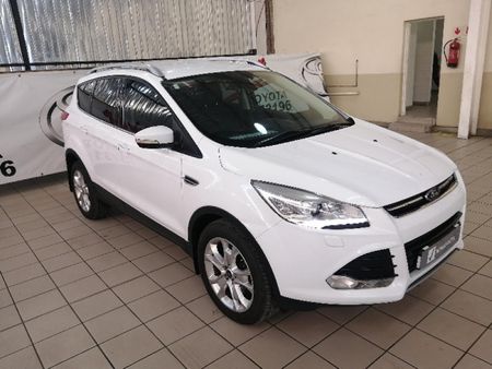 2014-Ford-Kuga-20-TDCi-Titanium-AWD-Auto_0