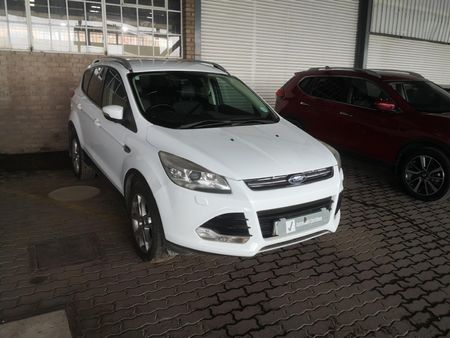 2014-Ford-Kuga-20-TDCi-Titanium-AWD-Auto_6