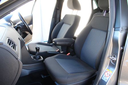 2020-Volkswagen-Polo-Vivo-14-Comfortline-5-dr-SOUND-EDITION_16