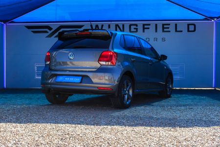 2020-Volkswagen-Polo-Vivo-14-Comfortline-5-dr-SOUND-EDITION_5