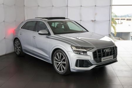 2019-Audi-Q8-55-TFSI-quattro-Auto_5