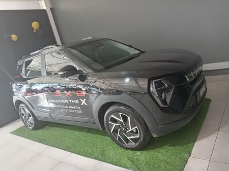 2024-Mahindra-XUV-3XO-12T-AX7L_1