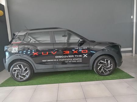 2024-Mahindra-XUV-3XO-12T-AX7L_2
